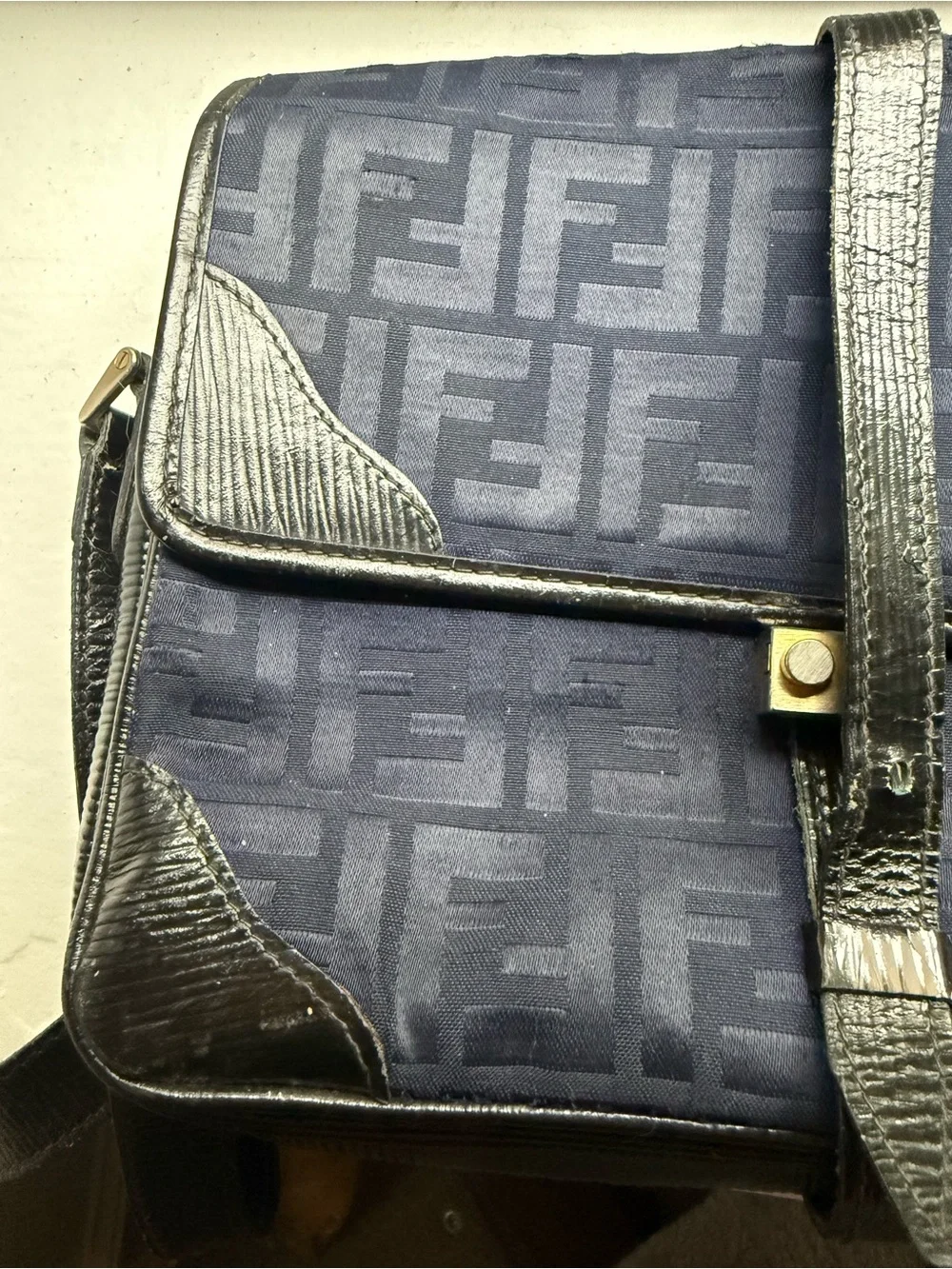 Fendi Vintage circa 90s Navy Blue Canvas Shoulder Bag with Black Leather Trim - Picture 7 of 16